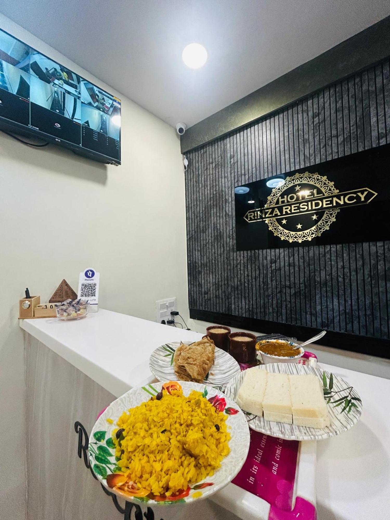 Hotel Rinza Residency Bombay Esterno foto